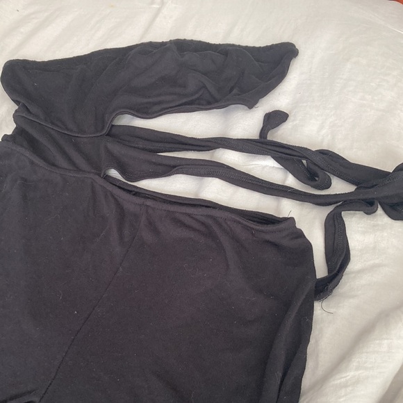 Fashion Nova romper 🖤 - Picture 9 of 9